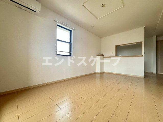 シャルマン・テールの居間・リビング|高崎、前橋のお部屋探しはエンドスケープまで！お客様の理想お聞かせ下さい♪