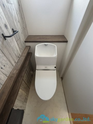 伊勢原市串橋　中古戸建のトイレ
