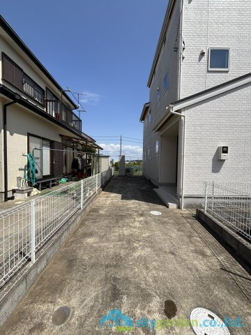 伊勢原市串橋　中古戸建の駐車場