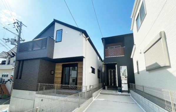 豊中市上野東1丁目　新築戸建　