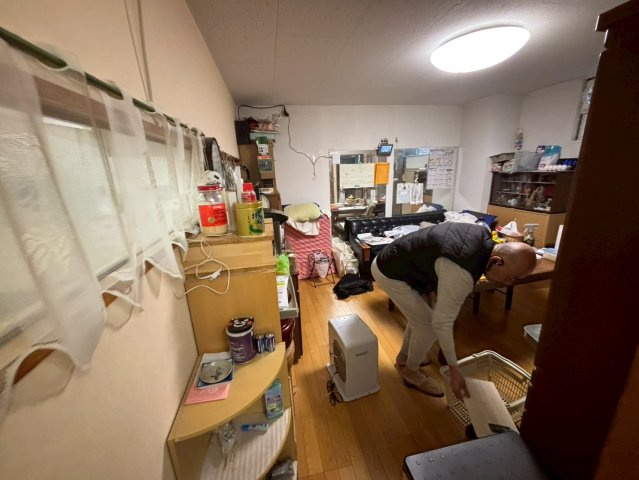 長野県飯田市　一棟マンションの内装
