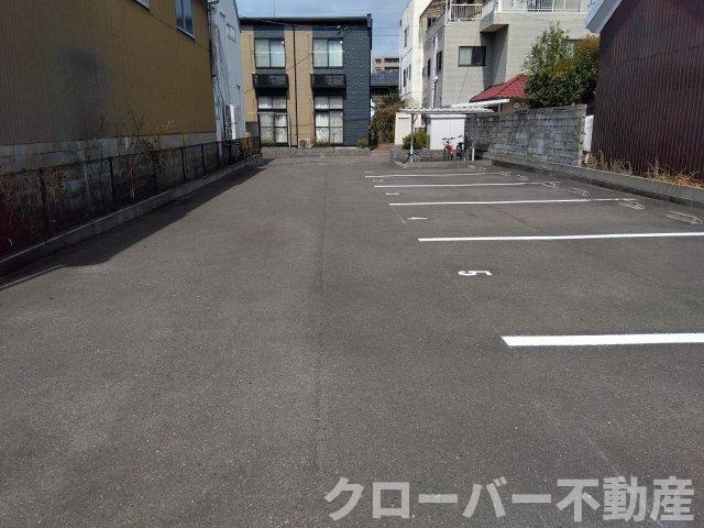 レオパレスラパンの駐車場