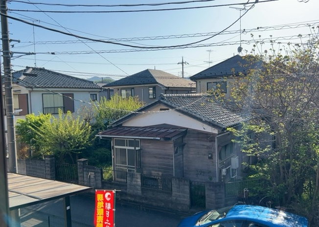 【展望】 | 眺望を気にして物件を探す場合、前面に建物が建っていないか現地で確認しましょう！前面に建物があると景色はもちろん、日当たりや風通しにも影響が出てきます。住んだ時のことを想像しながら現地見学をしましょう。