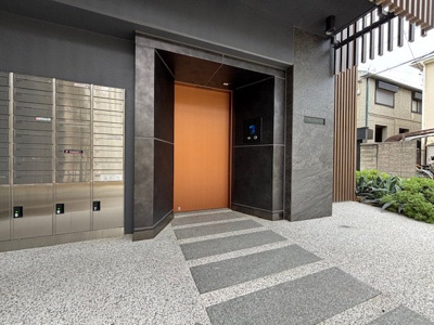 【エントランス】 | アリビオ学芸大学