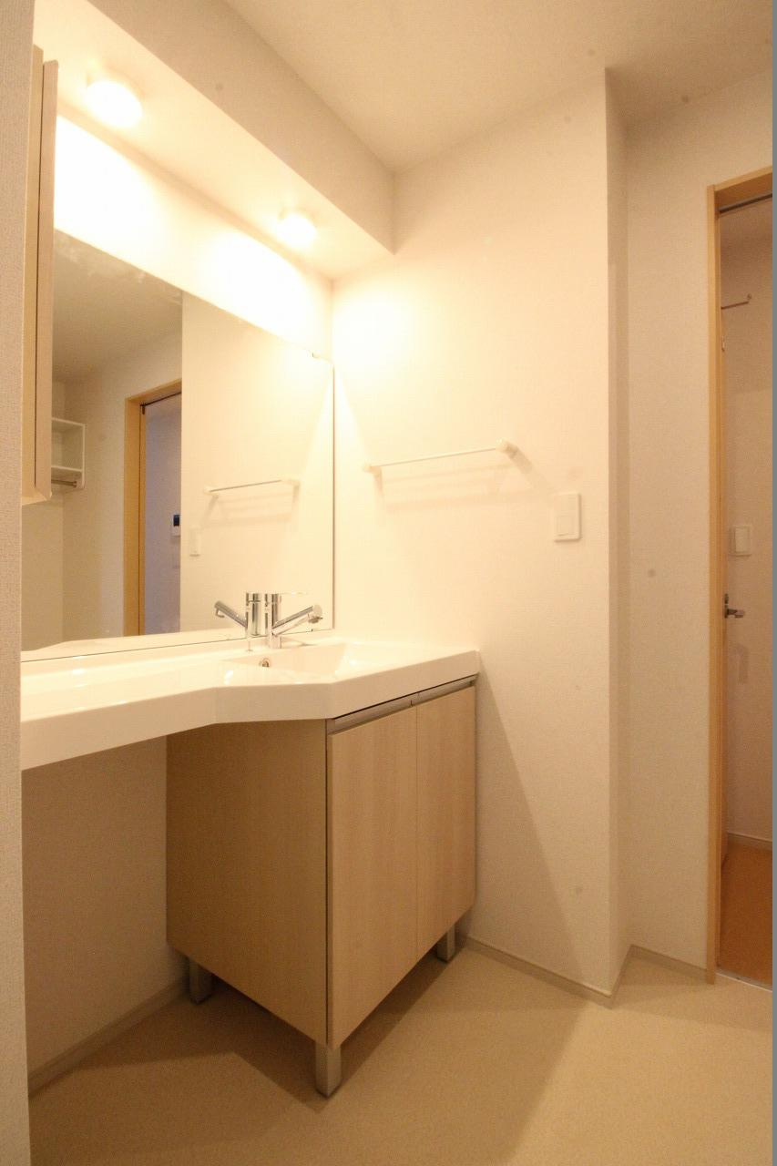 エクセレント有瀬　Ⅰの洗面所|※お部屋により仕様が異なる可能性があります。