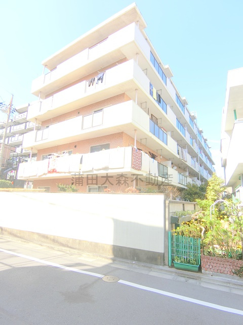東糀谷ローヤルコーポの外観