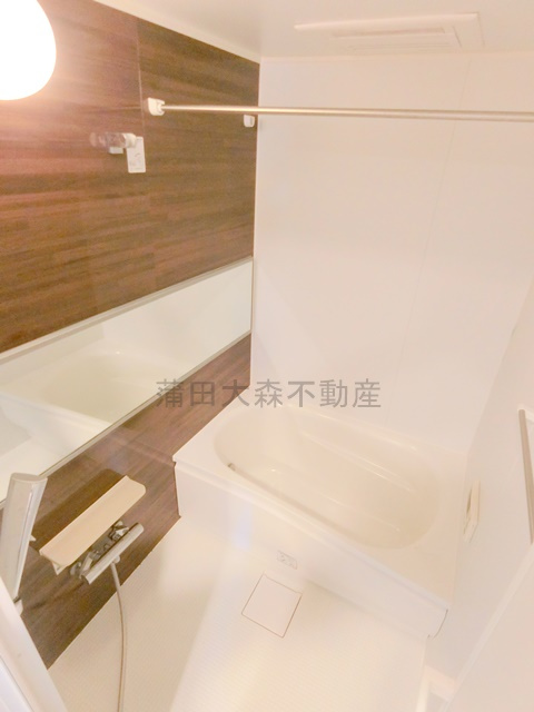 東糀谷ローヤルコーポの浴室|浴室乾燥機能と追焚機能付きのお風呂