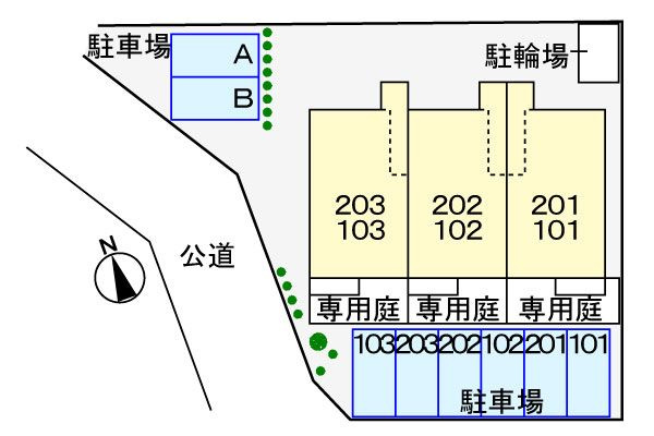 スカイハイムの駐車場