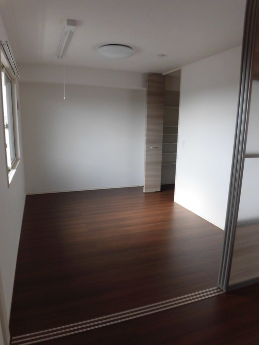 D-room十連寺　弐番館の洋室