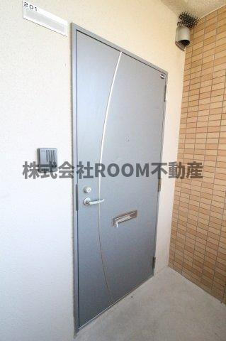 T-スクエアⅡの玄関|落ち着いた玄関です