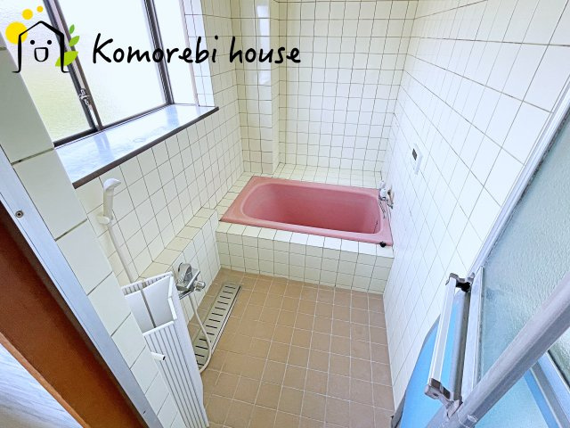 さいたま市見沼区　中古戸建の浴室|日々の疲れを癒すお風呂付です