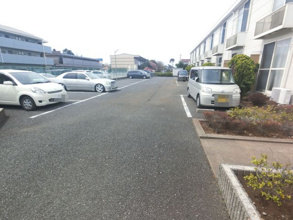 【駐車場】