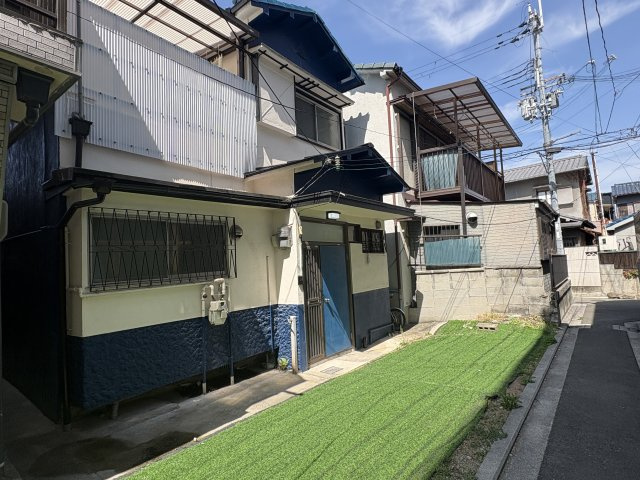 【前面道路含む現地写真】 | 大浜北町３丁　中古戸建