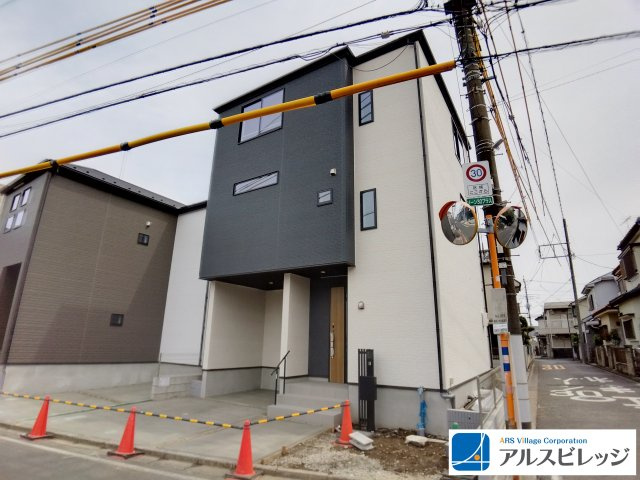 新築／ふじみ野市福岡中央５期　全３棟の外観|駐車スペース１台あり（車種による）