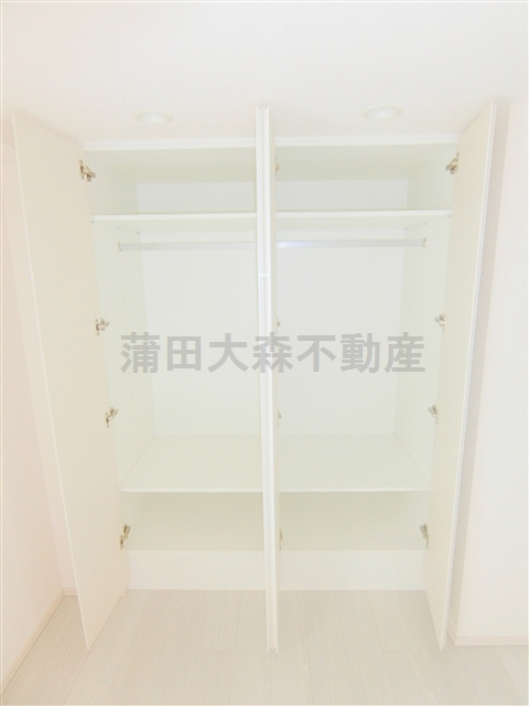 ルフォンブランシェ品川南大井の収納|洋室5帖の収納のクローゼット