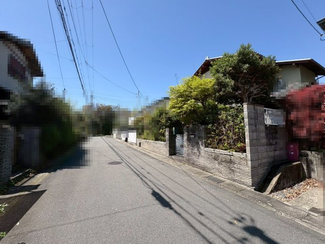 【成約済】京都市西京区大原野西竹の里町一丁目の前面道路含む現地写真|南東向きで陽当たり・通風良好です◎