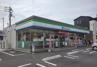 【周辺】 | カームリーヒル | ファミリーマートまで200m