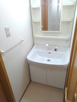 【洗面所】 | カームリーヒル | コンパクトで使いやすい洗面所