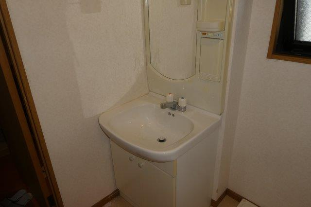 クレールコートⅠの独立洗面台