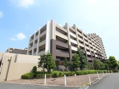 イトーピア豊中緑丘ロジュマンの外観