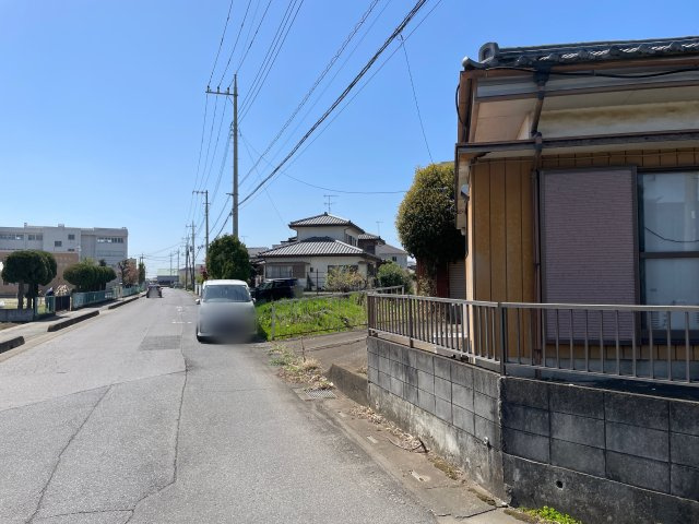 【前面道路含む現地写真】 | 深谷市人見　中古戸建