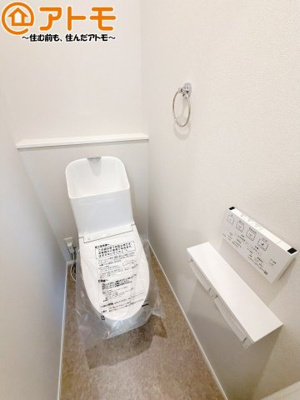 【トイレ】 | 清水区南岡町2期　新築戸建　全1棟 | 毎日使うトイレだからこそ機能性を重視したいですよね！温水洗浄便座で快適な時間をお過ごしください♪