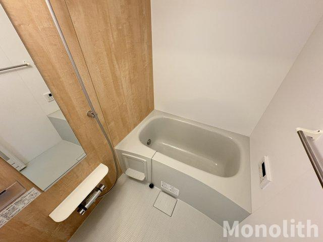 Y・Y・Y-22の浴室