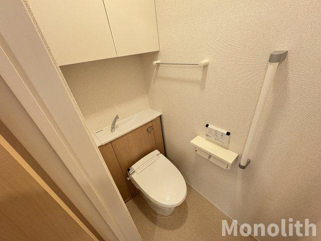 Y・Y・Y-22のトイレ