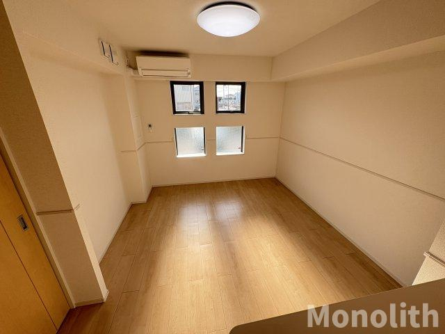 Y・Y・Y-22の居間・リビング