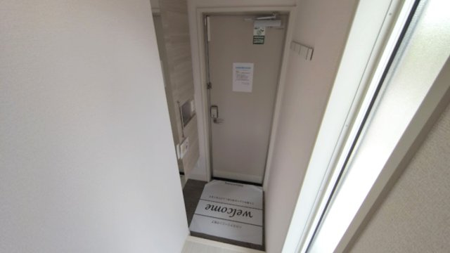 Spinel(スピネル)　A棟の玄関