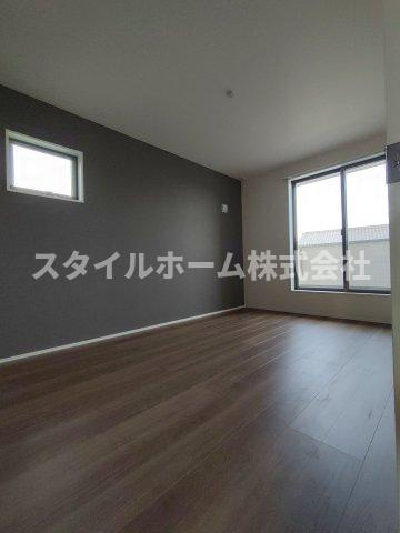 御津町上佐脇屋敷貸家の居間・リビング