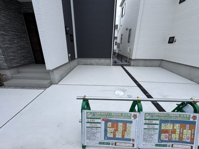 松戸市新松戸６丁目新築戸建【新松戸南小学校：4分】の駐車場|B号棟駐車スペース