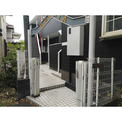 【エントランス】 | べルピア・飯能第2 | 建物外観を気になさる方へ、見た目の良い物件です