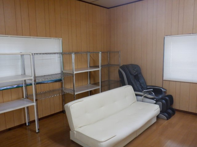 富浦町深名倉庫の洋室