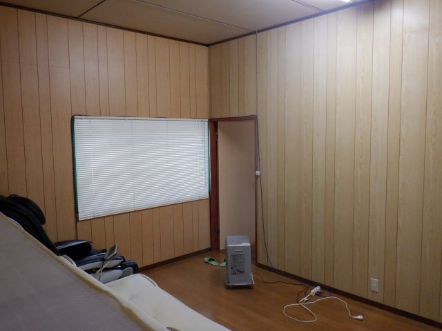 富浦町深名倉庫の洋室