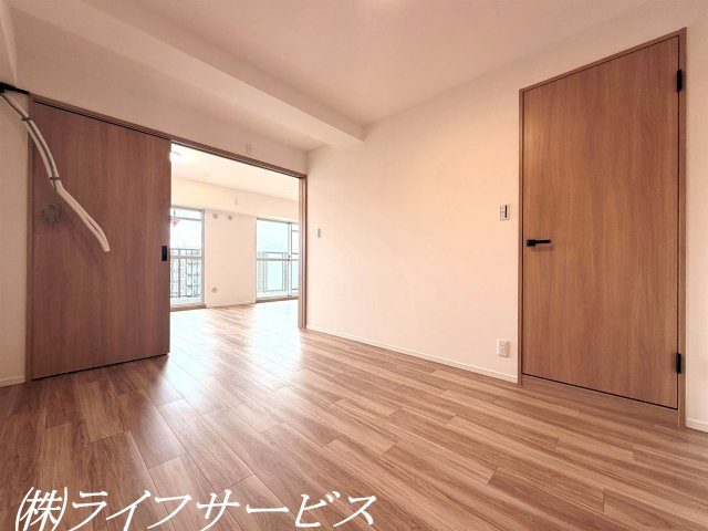 【洋室】 | ユニライフ北大阪２号棟 | 洋室5.8帖/クローゼット有！嬉しいエアコン先行配管済！