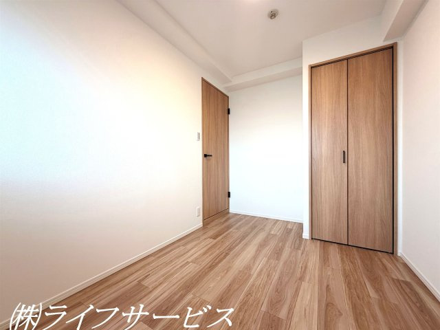 【洋室】 | ユニライフ北大阪２号棟 | 洋室4.2帖/クローゼット有