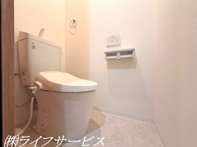 【トイレ】 | ユニライフ北大阪２号棟 | 温水洗浄便座付トイレ新調