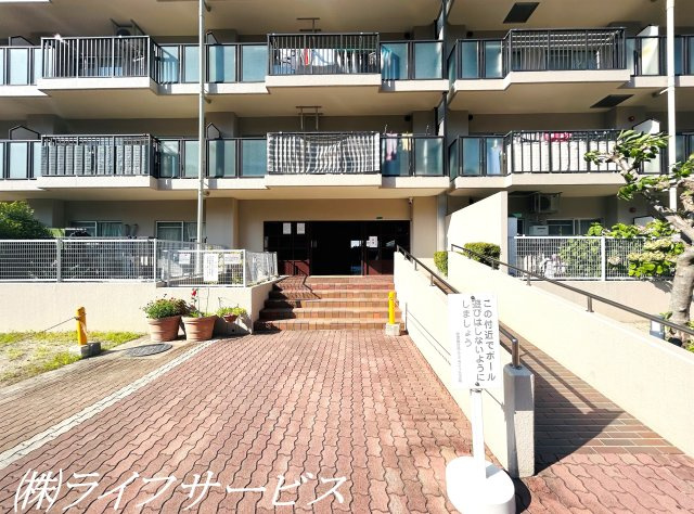 【エントランス】 | ユニライフ北大阪２号棟 | エントランス