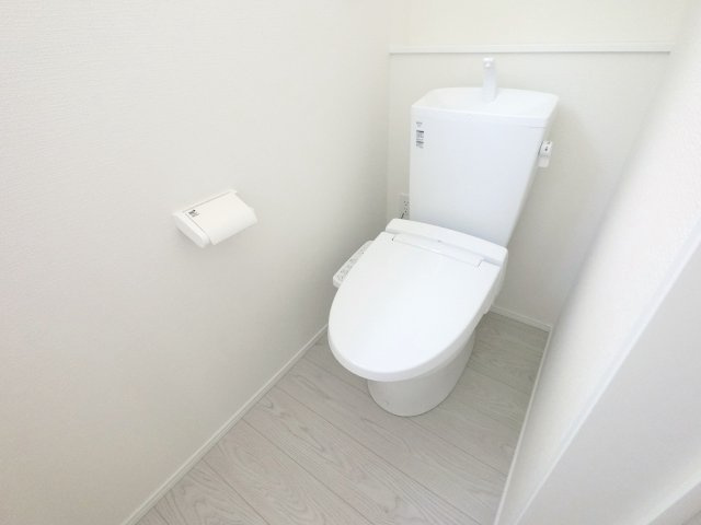鳥栖市鎗田町3期　1号棟のトイレ|シンプルで使いやすいトイレです