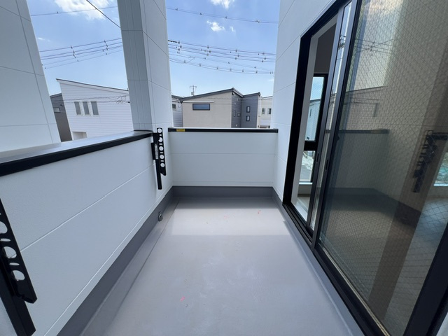 茅ヶ崎市中島　新築戸建　3号棟のバルコニー|2階バルコニー◇◇
