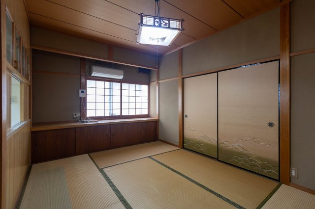 御津町苅屋中古戸建のダイニング|テーブルを置いてもいいですね