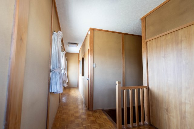 御津町苅屋中古戸建の内装|2階廊下