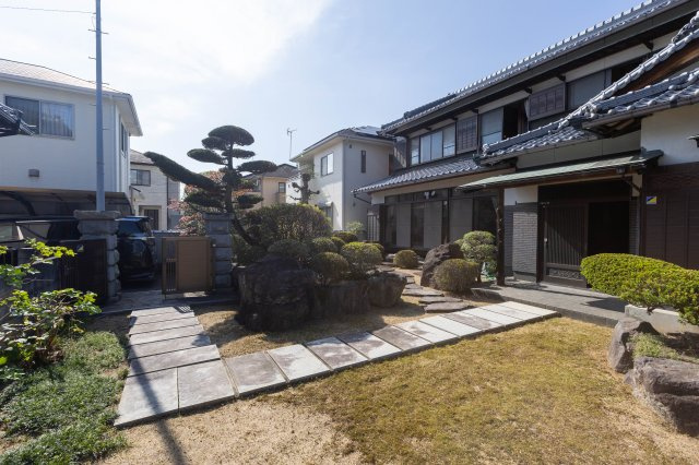 御津町苅屋中古戸建の庭|お庭です