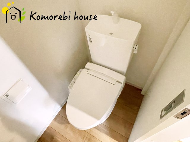 さいたま市見沼区南中丸　17期　新築一戸建て　KEIAI GRACE　01のトイレ|ゆったりとした空間のトイレです