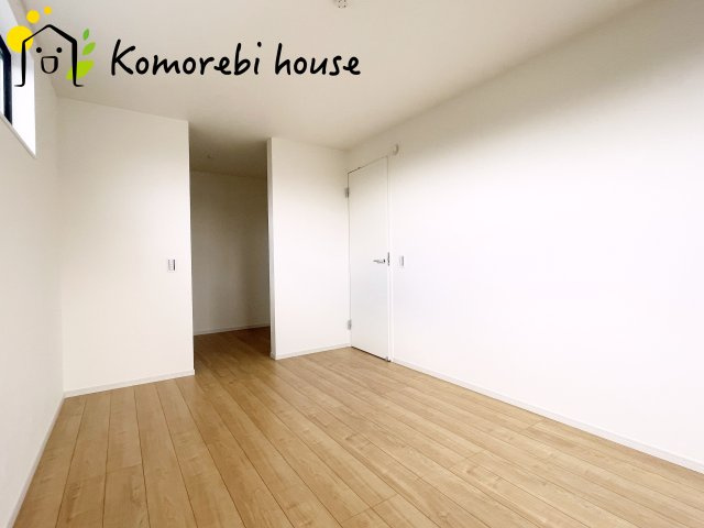 さいたま市見沼区南中丸　17期　新築一戸建て　KEIAI GRACE　01の寝室|使い勝手のいい寝室です