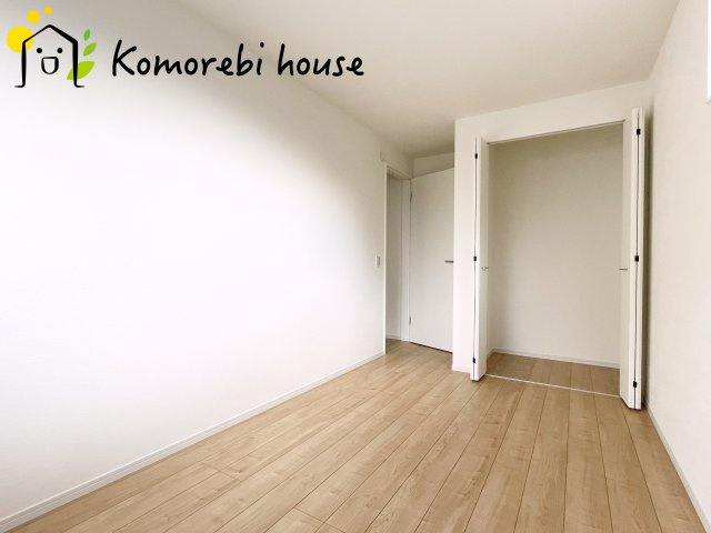 さいたま市見沼区南中丸　17期　新築一戸建て　KEIAI GRACE　01の洋室|落ち着いた色調の洋室です