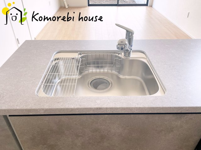 さいたま市見沼区南中丸　17期　新築一戸建て　KEIAI GRACE　01のキッチン|キッチンです