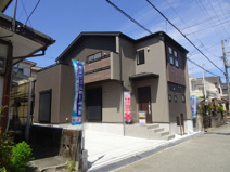 川西市西多田2丁目25の19　新築一戸建ての画像