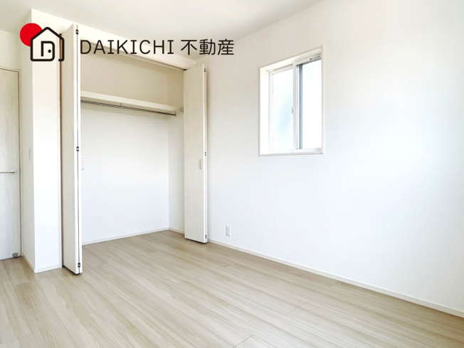 【洋室】 | 羽生市大字上岩瀬　新築戸建　全12棟　5号棟